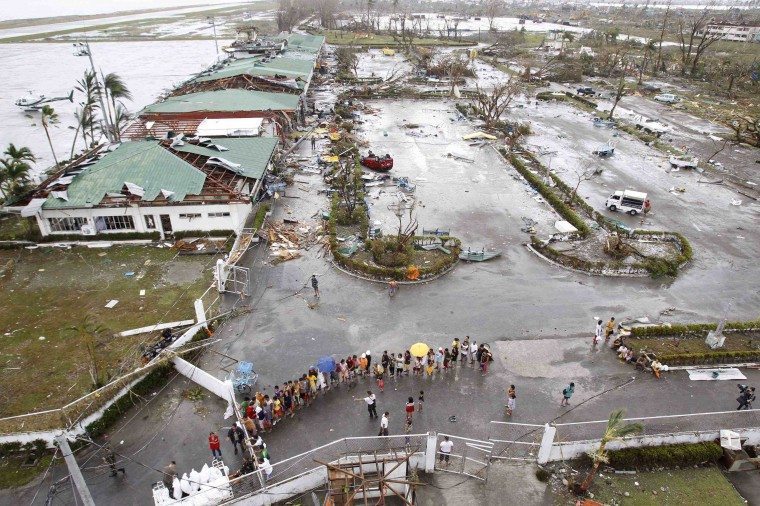 اعصار الفلبين